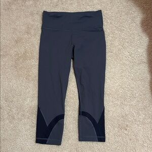 Lululemon Throwback Inspire High-Rise Crop 21" Size 8